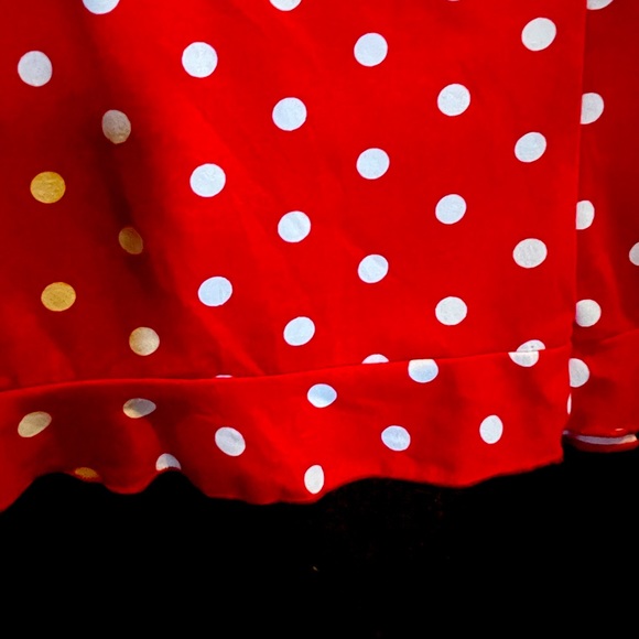 Red and white polka dot mini skirt, with elastic waist band. Size 3 XL. - Picture 3 of 3